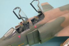 1_F-4C_7