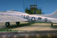 Beasley_B-17G_07